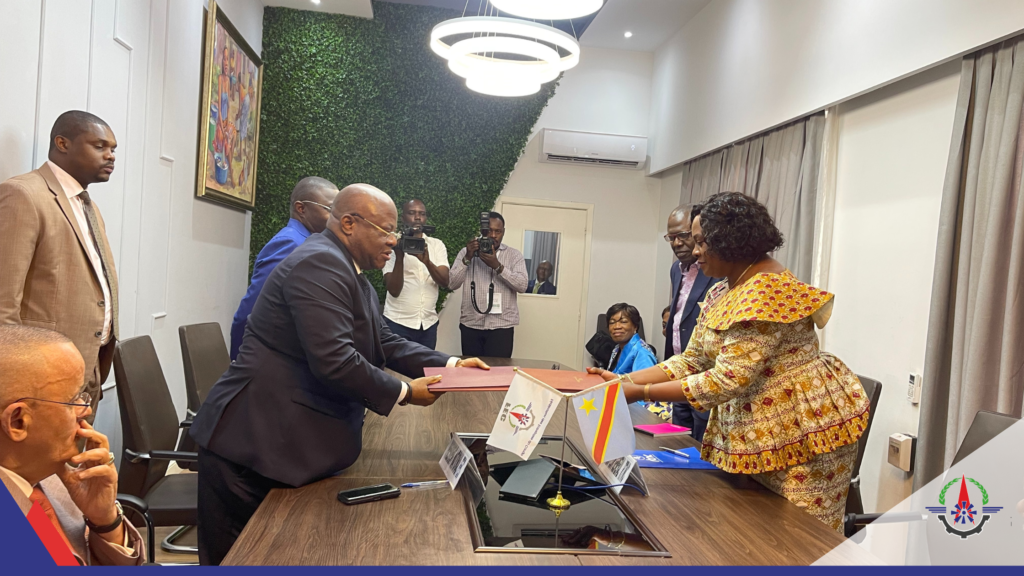 La FEC et la RTNC unissent leurs forces pour promouvoir le secteur ...